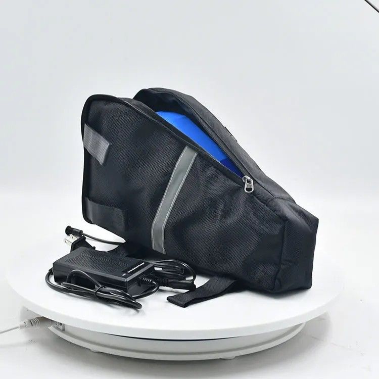 Baterai 72V Triangle Ebike yang dapat disesuaikan 3000W 3500W 72V 20Ah Baterai E Bike dengan 18650 sel