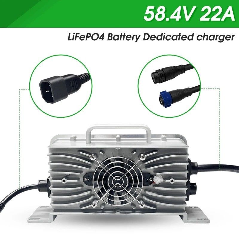 58.4V 100ah 105ah 200ah Golf Cart LiFePO4 Lithium Ion Baterai Listrik Paket 51.2V Deep Cycle IP64